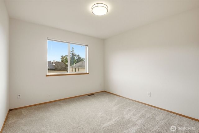 261 Bremerton Avenue NE, Renton, WA 98059