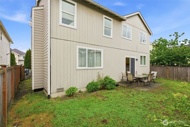 261 Bremerton Avenue NE, Renton, WA 98059
