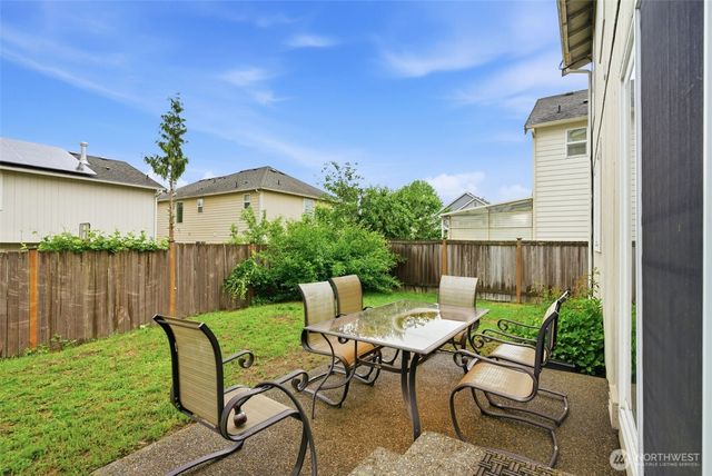 261 Bremerton Avenue NE, Renton, WA 98059