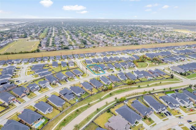 2311 Vanessa Cay Lane, La Porte, TX 77571