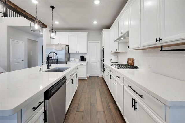 2311 Vanessa Cay Lane, La Porte, TX 77571