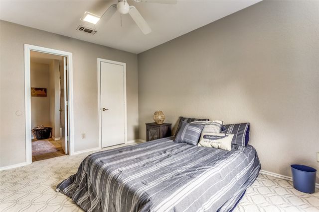 329 Sexton Lane, Benbrook, TX 76126