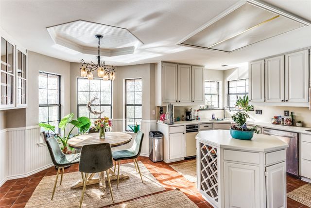 329 Sexton Lane, Benbrook, TX 76126