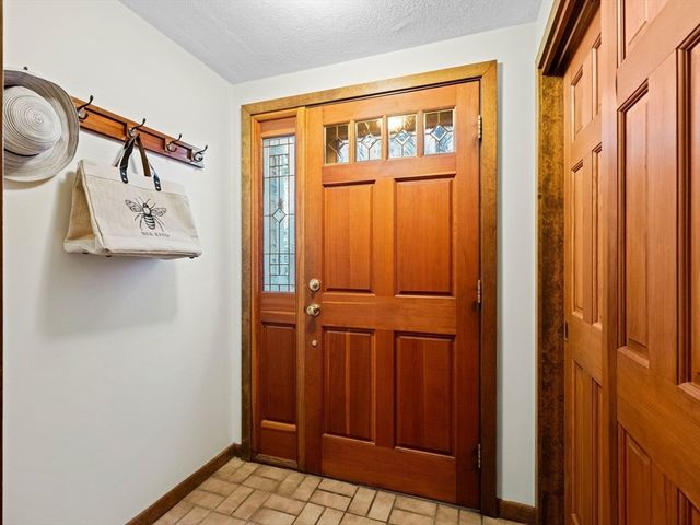 343 Sargent Road, Boxborough, MA 01719