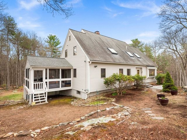 343 Sargent Road, Boxborough, MA 01719