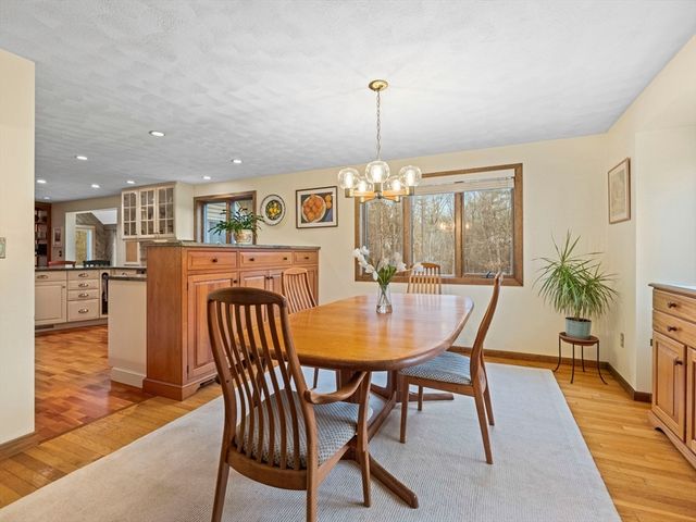 343 Sargent Road, Boxborough, MA 01719