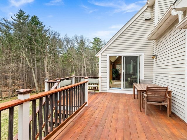 343 Sargent Road, Boxborough, MA 01719