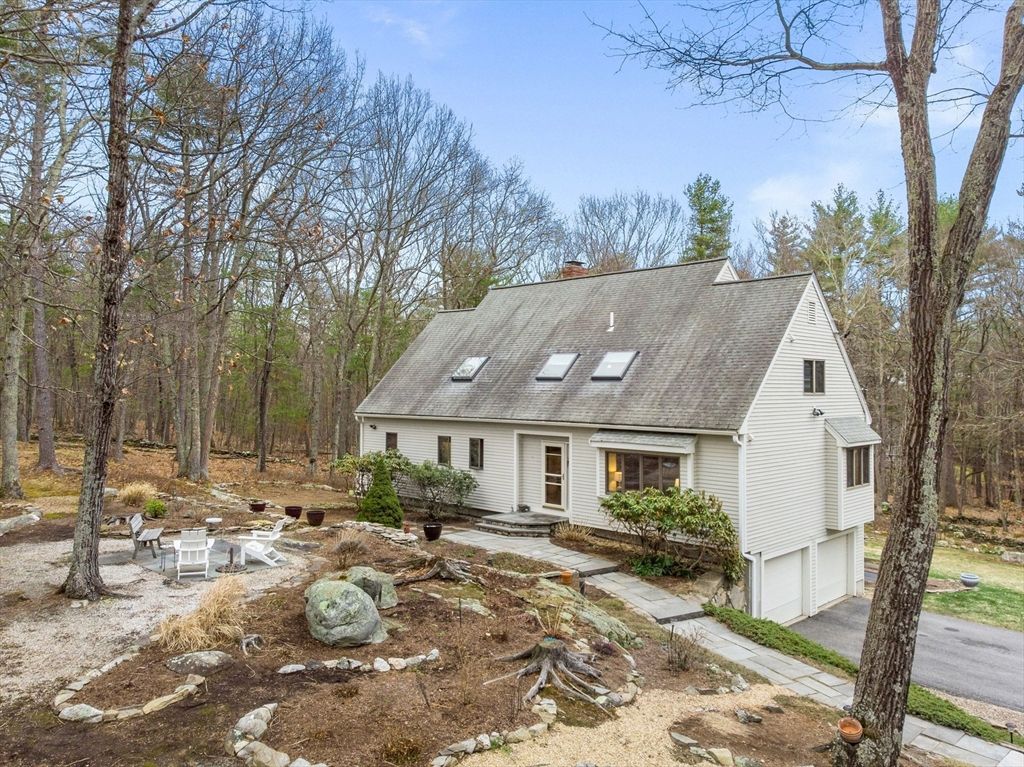 343 Sargent Road, Boxborough, MA 01719