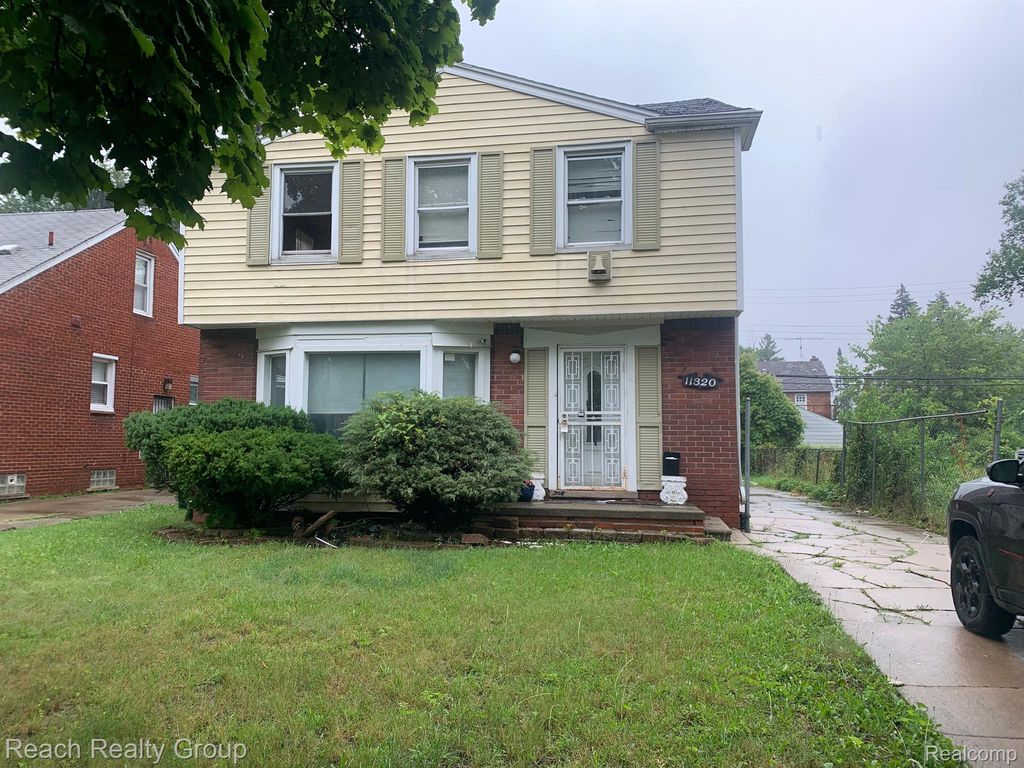 11320 GRANDVILLE Avenue, Detroit, MI 48228