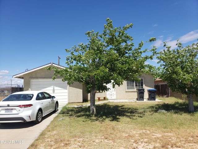 8037 Walpole Avenue, California City, CA 93505