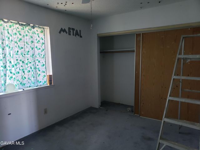 8037 Walpole Avenue, California City, CA 93505