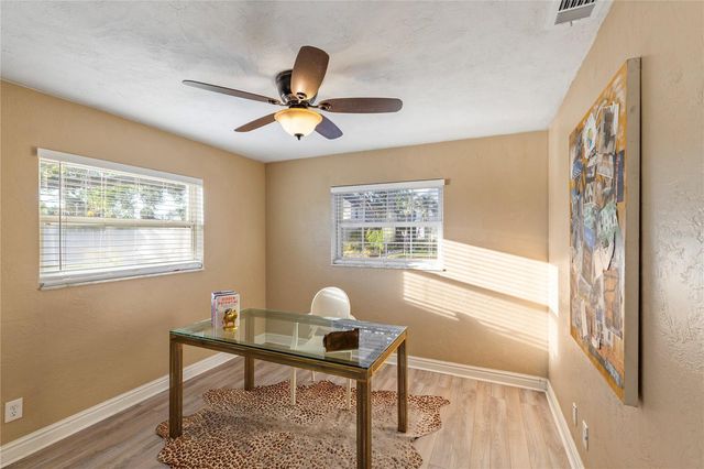 226 75TH STREET N, St Petersburg, FL 33710