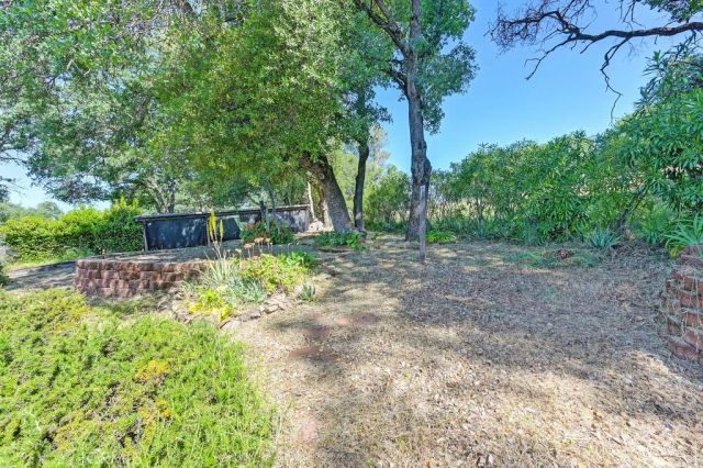 74 Greenbrier Drive, Oroville, CA 95966