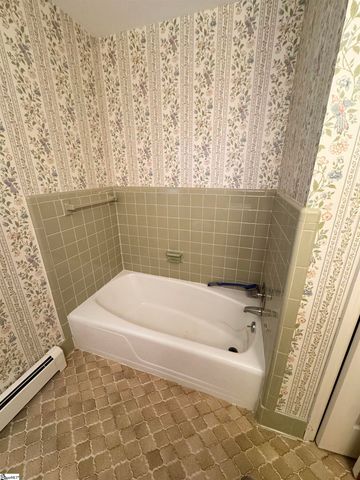 701 N Rutherford Road, Greer, SC 29651