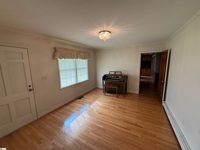 701 N Rutherford Road, Greer, SC 29651