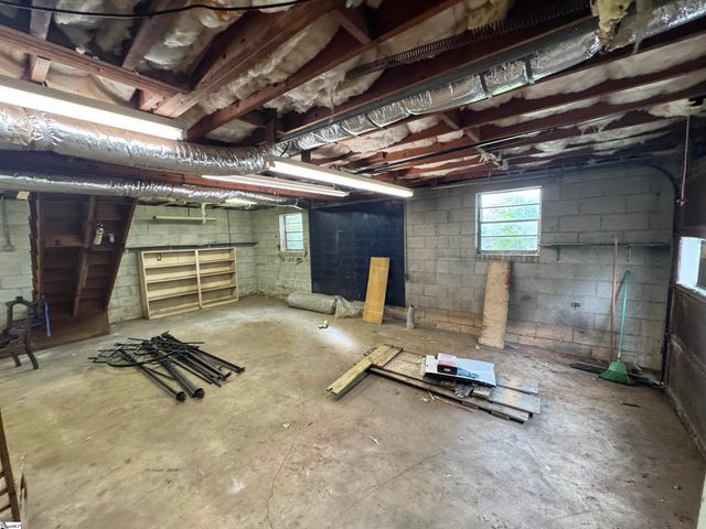 701 N Rutherford Road, Greer, SC 29651