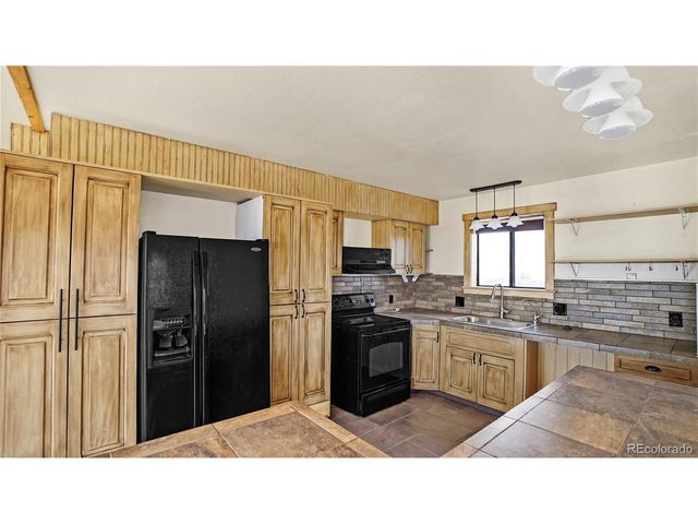 259 Falcon Rd, Como, CO 80432