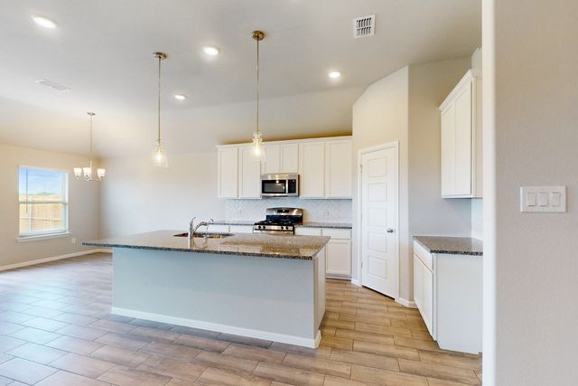1608 Etosha Drive, Royse City, TX 75189