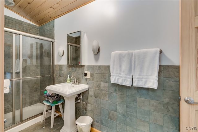 8697 Soft Maple Estate Road, Croghan, NY 13327