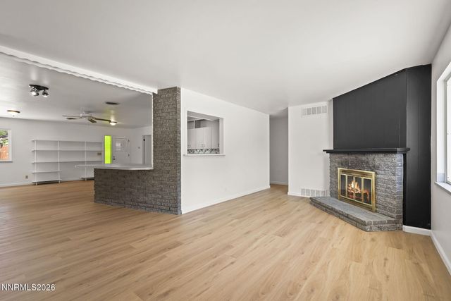 1180 Vance Way, Sparks, NV 89431