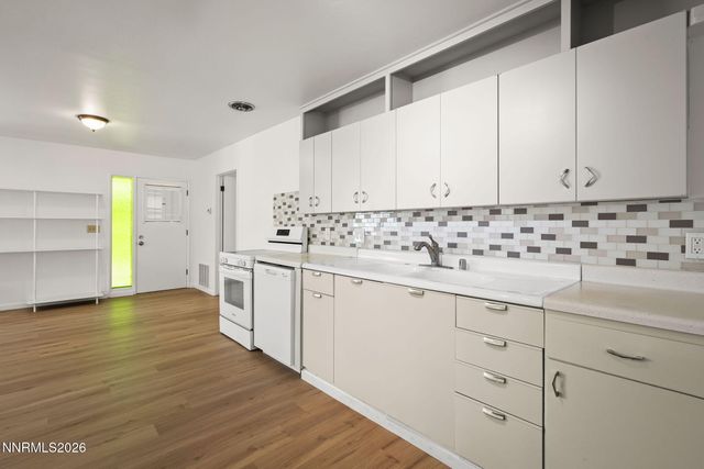 1180 Vance Way, Sparks, NV 89431