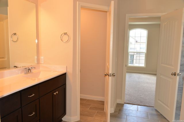 741 Farmers Dell, New Braunfels, TX 78130