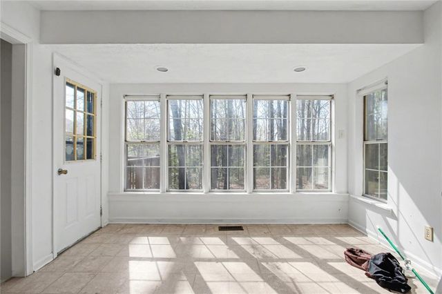 1943 Oakleaf Court, Lithia Springs, GA 30122
