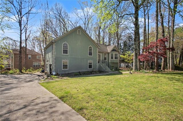 1943 Oakleaf Court, Lithia Springs, GA 30122