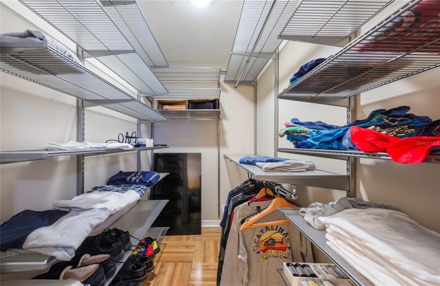 700 BEACH DRIVE NE 406, St Petersburg, FL 33701