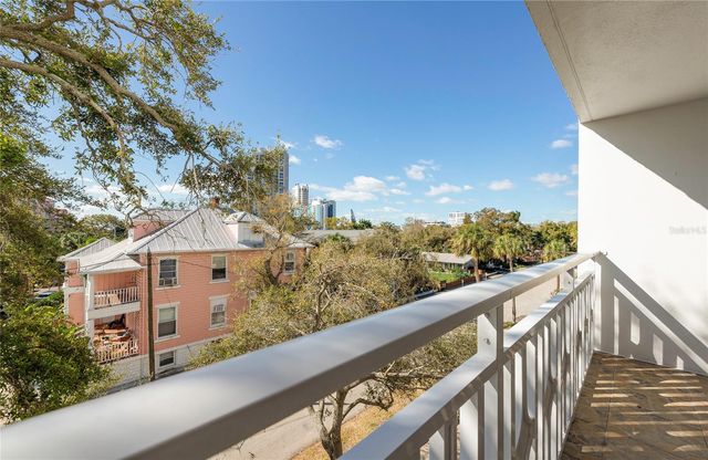 700 BEACH DRIVE NE 406, St Petersburg, FL 33701