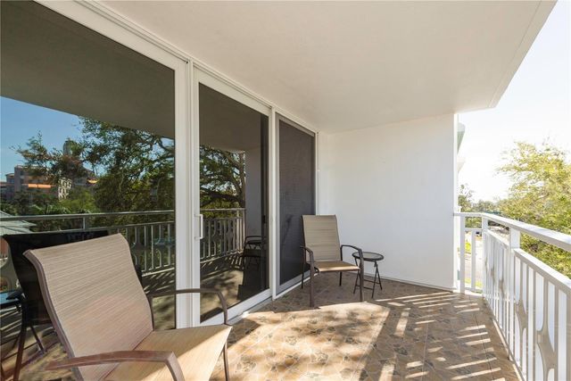 700 BEACH DRIVE NE 406, St Petersburg, FL 33701