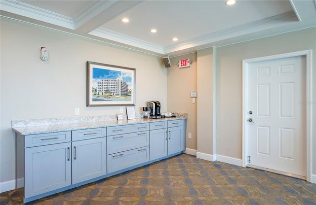 700 BEACH DRIVE NE 406, St Petersburg, FL 33701