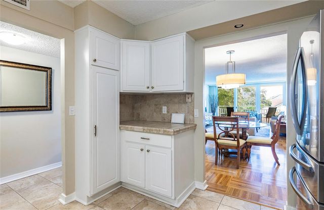 700 BEACH DRIVE NE 406, St Petersburg, FL 33701