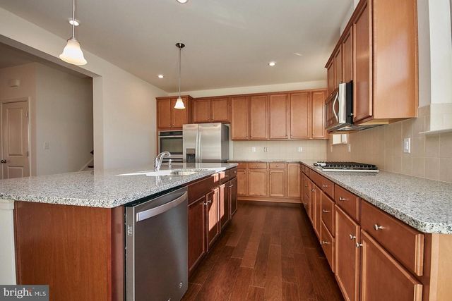 43428 ROBEY SQ, Ashburn, VA 20148