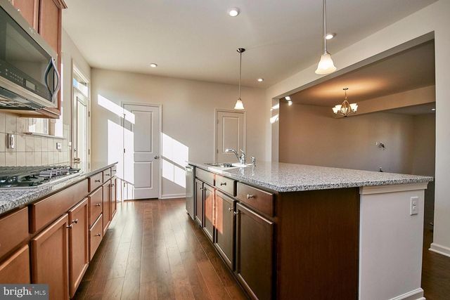 43428 ROBEY SQ, Ashburn, VA 20148