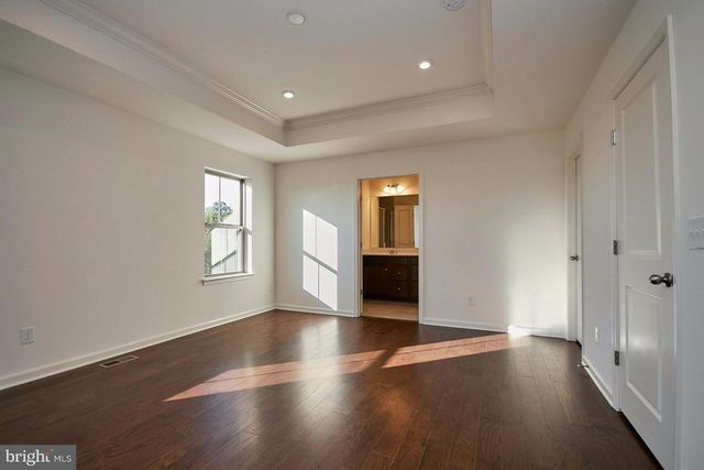 43428 ROBEY SQ, Ashburn, VA 20148