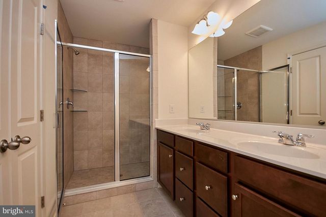 43428 ROBEY SQ, Ashburn, VA 20148