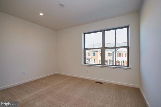 43428 ROBEY SQ, Ashburn, VA 20148