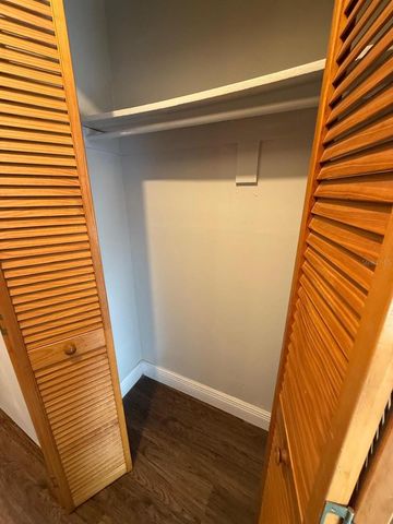 946 LAKE DESTINY ROAD C, Altamonte Springs, FL 32714