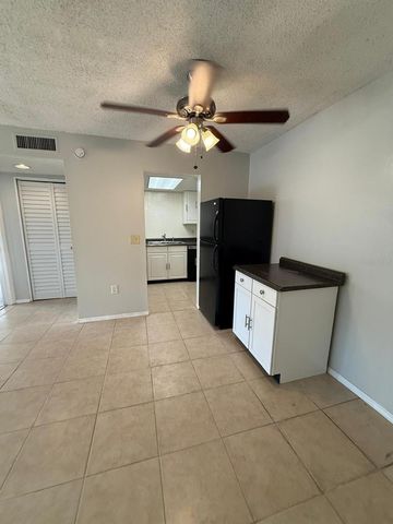 946 LAKE DESTINY ROAD C, Altamonte Springs, FL 32714