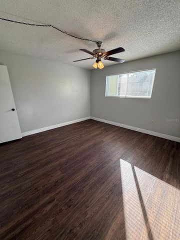 946 LAKE DESTINY ROAD C, Altamonte Springs, FL 32714