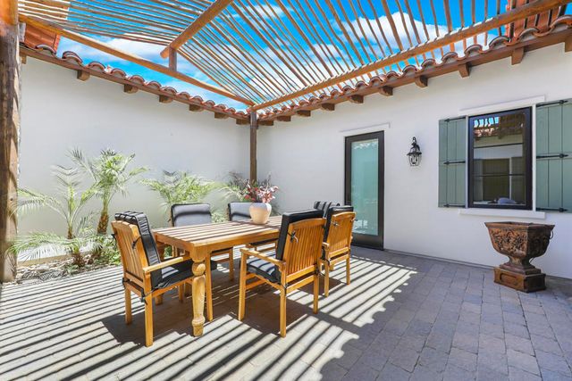 5 Via Lantico, Rancho Mirage, CA 92270
