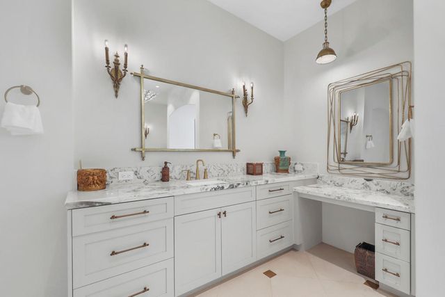5 Via Lantico, Rancho Mirage, CA 92270
