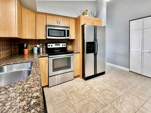 1661 Cypress Pointe Drive 5b, Coral Springs, FL 33071