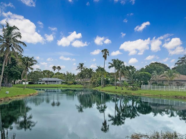 1661 Cypress Pointe Drive 5b, Coral Springs, FL 33071