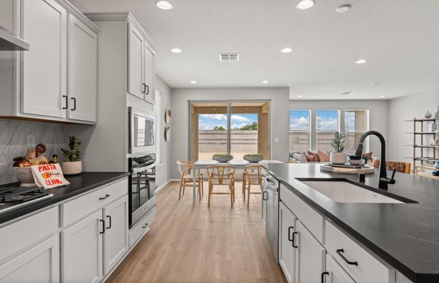 6209 Angelou Lane NW, Albuquerque, NM 87120