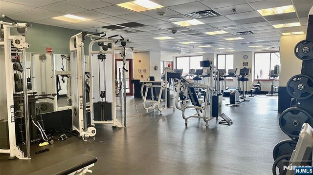 100 Old Palisade Road 1813, Fort Lee, NJ 07024