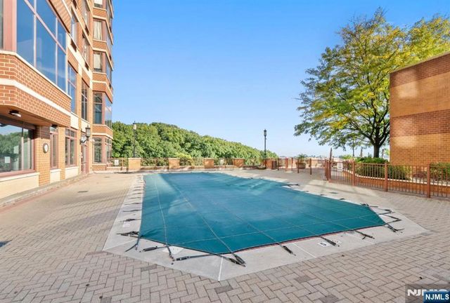 100 Old Palisade Road 1813, Fort Lee, NJ 07024