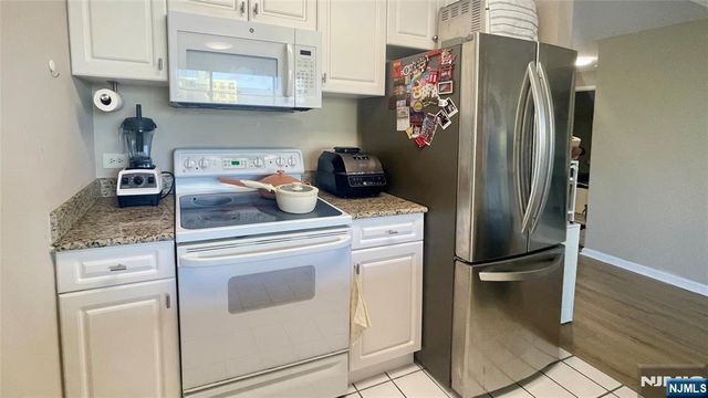 100 Old Palisade Road 1813, Fort Lee, NJ 07024