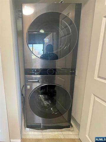 100 Old Palisade Road 1813, Fort Lee, NJ 07024